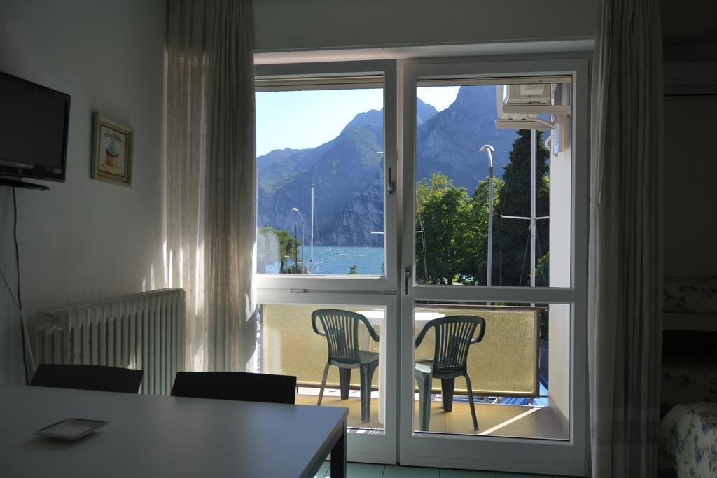 Residence Ambra Riva del Garda Exterior foto