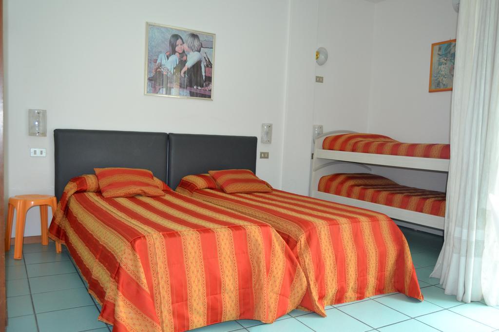 Residence Ambra Riva del Garda Exterior foto